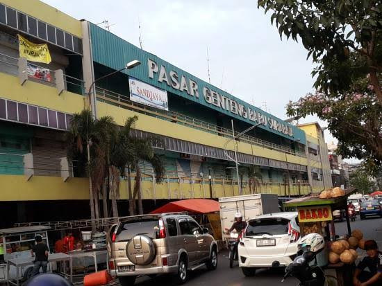 Oh iya, Green Force Run 2025 juga mengajak seluruh elemen suporter tanah air untuk ikut menjadi peserta. Budaya berolahraga ini yang sedang ditanamkan oleh pendukung Persebaya, Bonek.  Ini bakal menjadi momen bahwa Surabaya kota yang ramah, termasuk bagi para suporter di seluruh penjuru Tanah Air. Buktinya ada empat peserta yang berasal dari Bandung dan 26 pelari asal Malang yang ikutan di GFR 2025. Sampai ketemu tanggal 6 Juli yo, Rek!