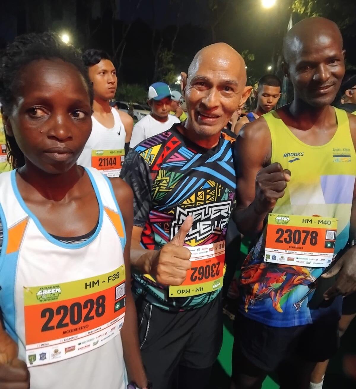 https://www.greenforcerun.id/uploads/post/2025/07/22/Apresiasi Tinggi untuk Pelari 'Kelas Berat' yang Finish Strong di GFR 20252(utama).jpg